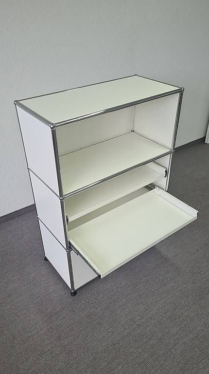 Scaffali: USM Haller Regal / Sideboard weiss, abschliessbar – Usato da Gwatt (Thun) venduto da inf_hgc8 3