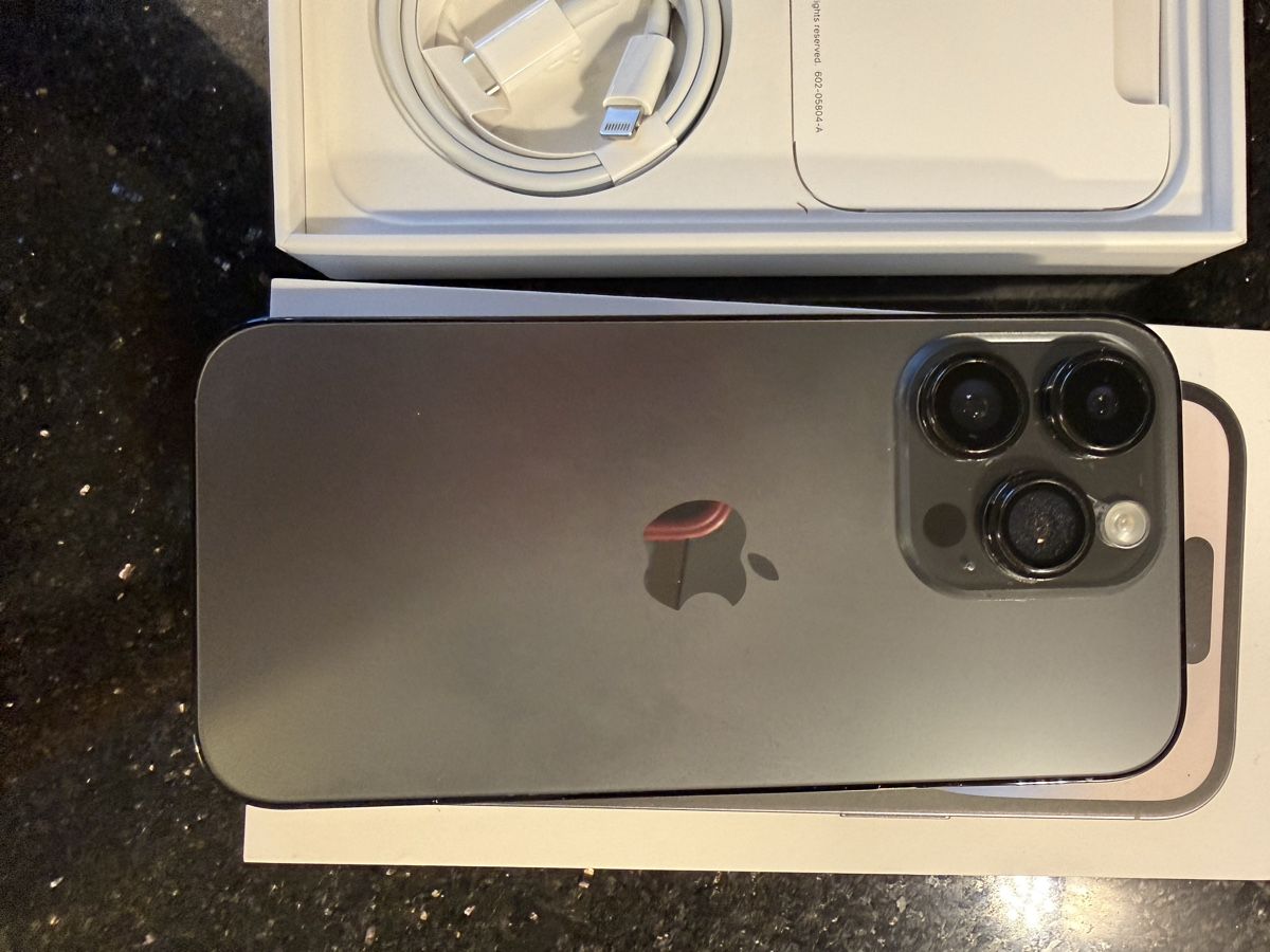 Apple Telefoni cellulari / Smartphones: iPhone 14 Pro 256GB Space Black ab 1.- – Usato da Konolfingen venduto da likeacat 5