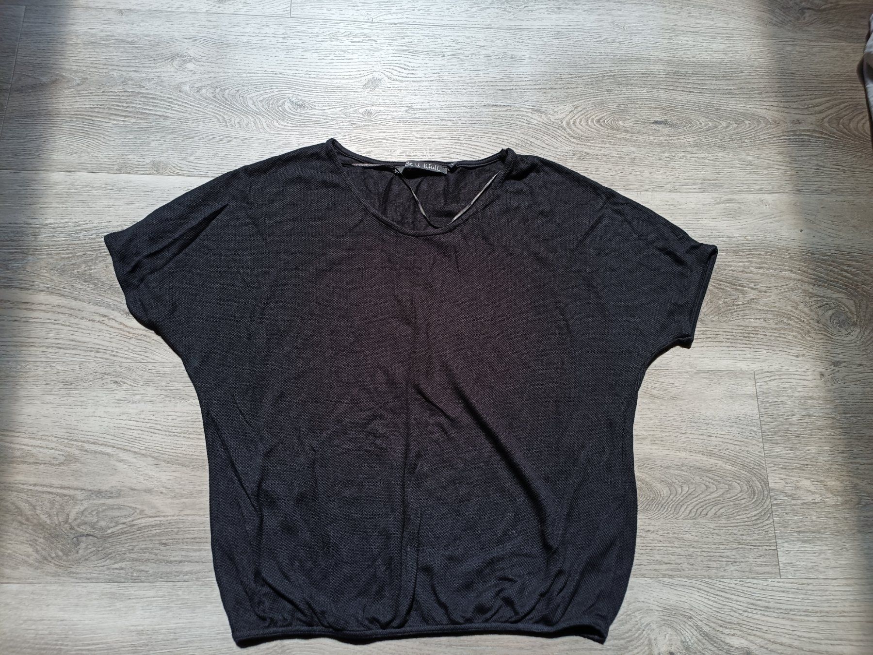 T-shirts: Be U tifull Shirt L – D'occasion à Bätterkinden par Elefantenzoo