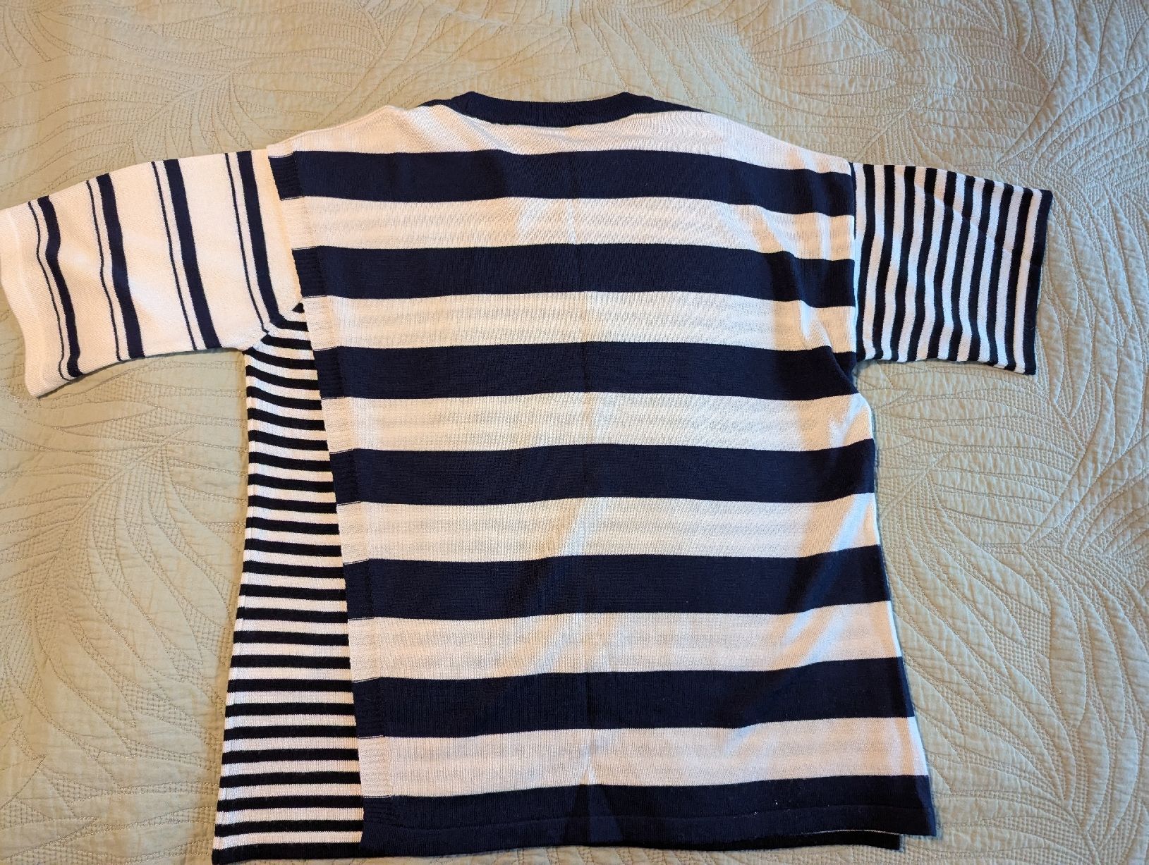 Pullover & Sweatshirts: Sweater by Maison Kitsune, XS – Neu (gemäss Beschreibung) aus Bern von tym_k7bc 2