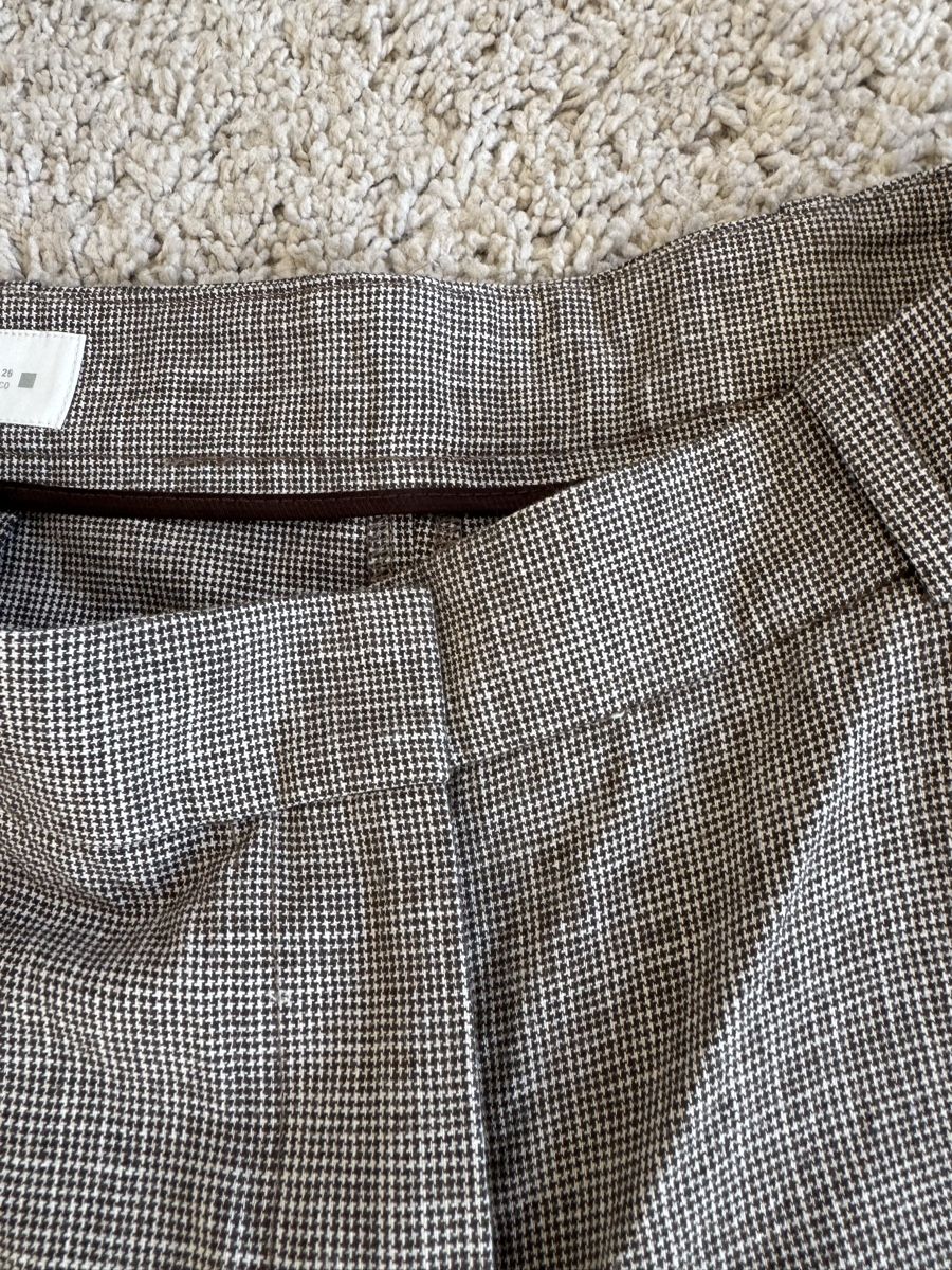 Zara Pantaloni: Zara shorts – Nuovo (secondo la descrizione) da Bern venduto da FashionK92 1