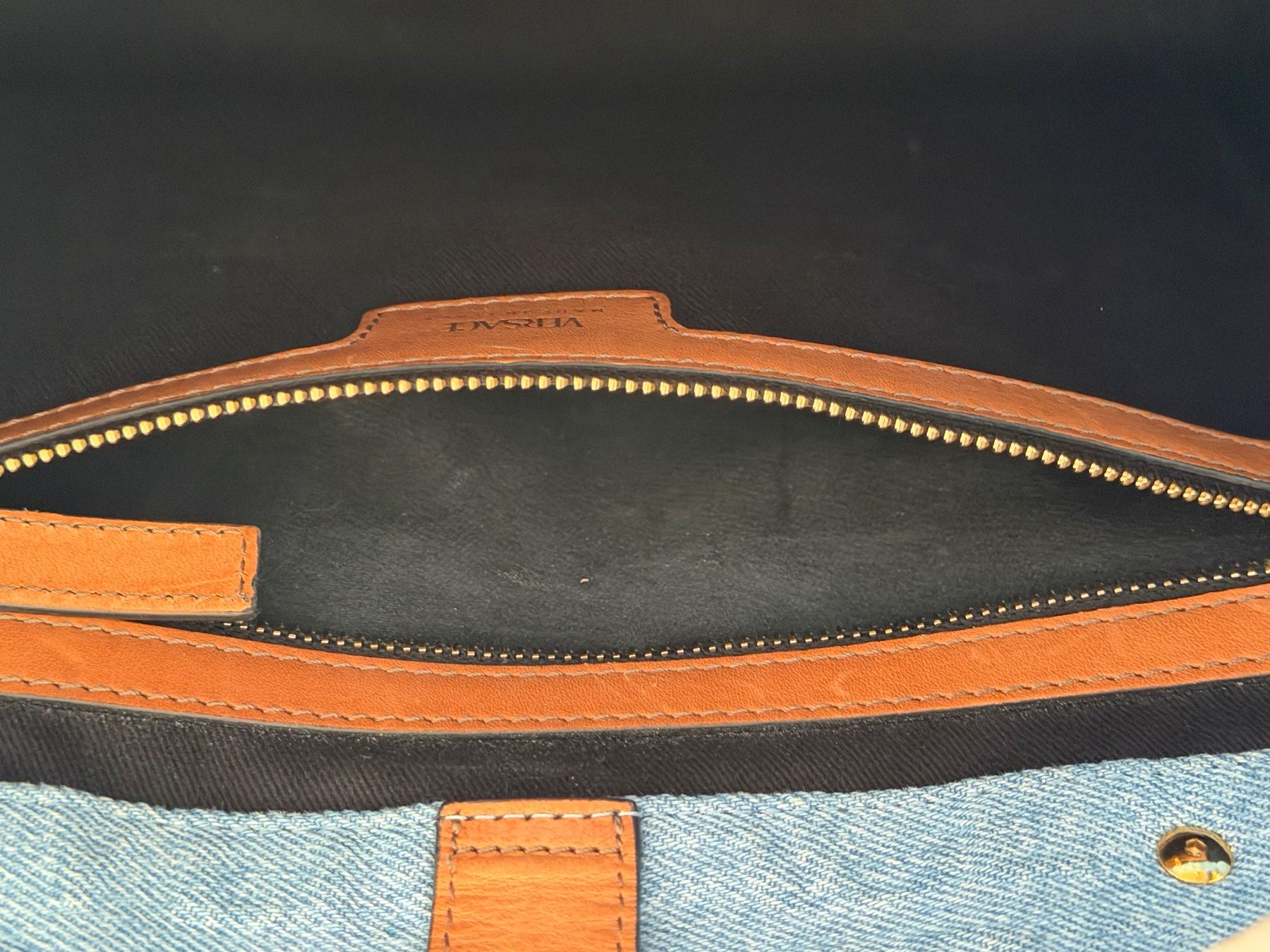 Taschen für Damen: Versace La Medusa – Neu (gemäss Beschreibung) aus Burgdorf von ime_f9f6 6