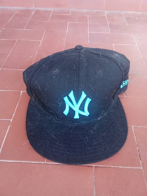 Copricapi, berretti & cappellini: Lot de casquettes – Usato da Torgon venduto da vou_pnr8 1