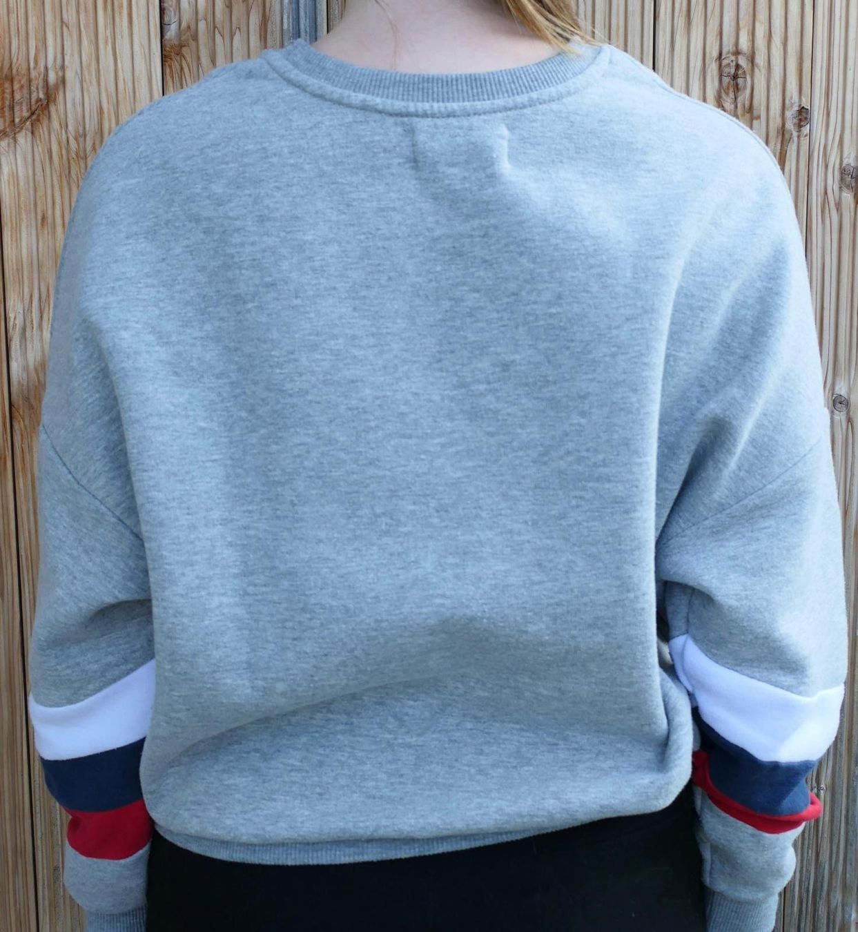 Pulls & Sweat-shirts: Pullover – D'occasion à Münchenbuchsee par Yothu 1