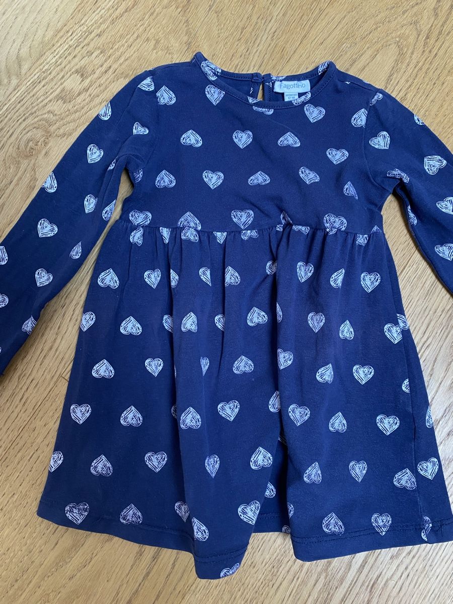 Vestiti & Gonne: Langarmkleid mit Herzmuster, Grösse 80 – Usato da Hohentannen venduto da Hawaii29 1
