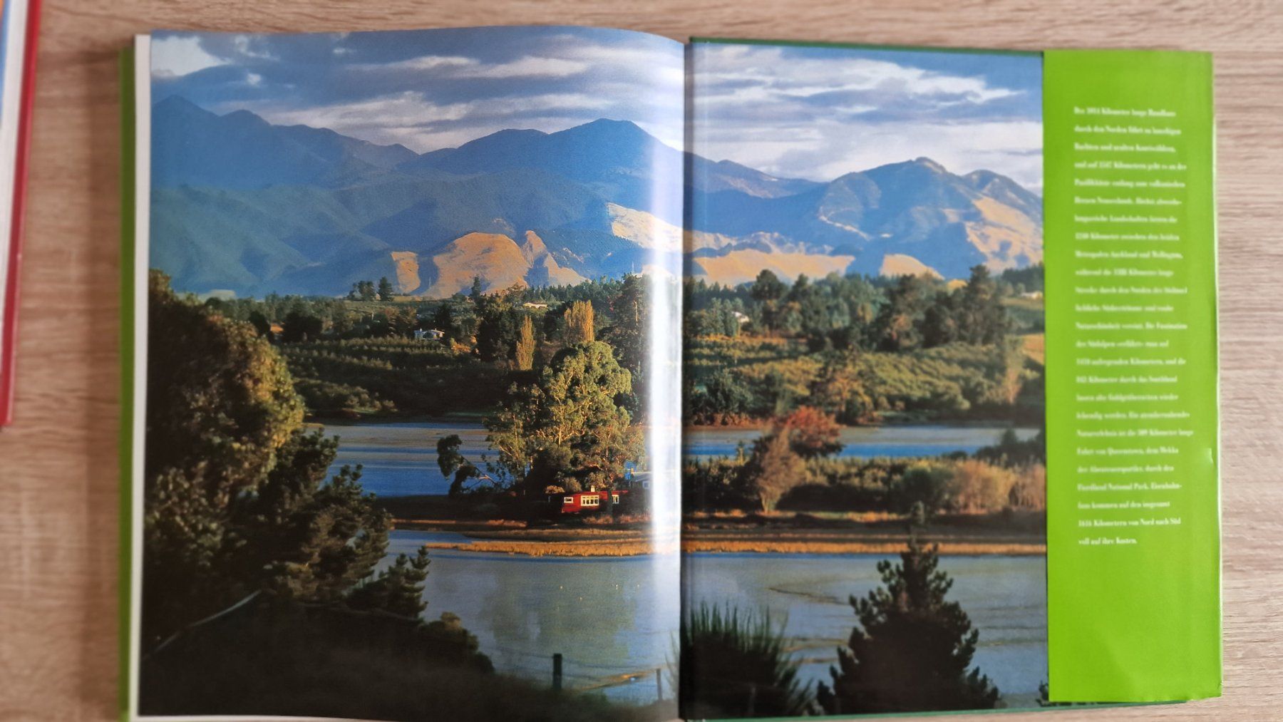 Libri: Buch Traumstrassen Neuseeland - Bildband – Usato da Zürich venduto da Gabced 9