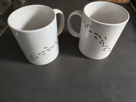 2 Tassen weiss mit Ameisenmotiv