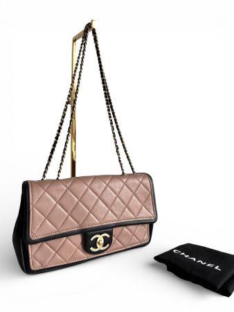 CHANEL Calfskin Quilted Medium Graphic Flap Tasche