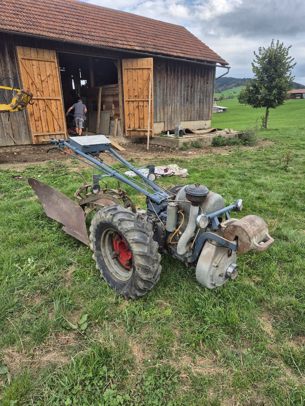 Grunder Tutte le macchine: Grunder mit Pflug – Usato da Egg (Flawil) venduto da Remofunk12 4