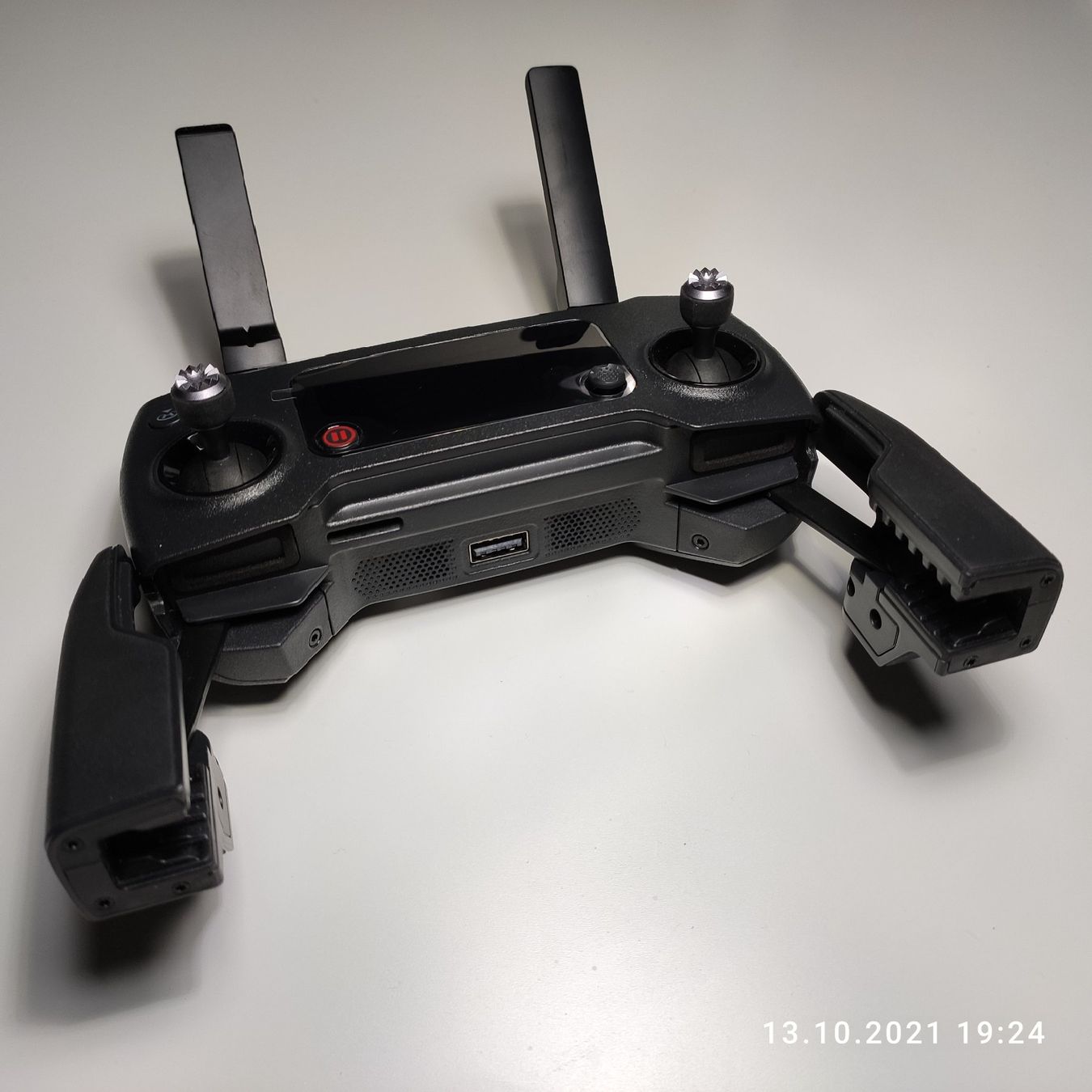 DJI Modellismo RC: DJI MAVIC 1 PRO/PLATINUM Controller (NEU/Original!) – Nuovo (secondo la descrizione) da Zürich venduto da Biedermann23 2