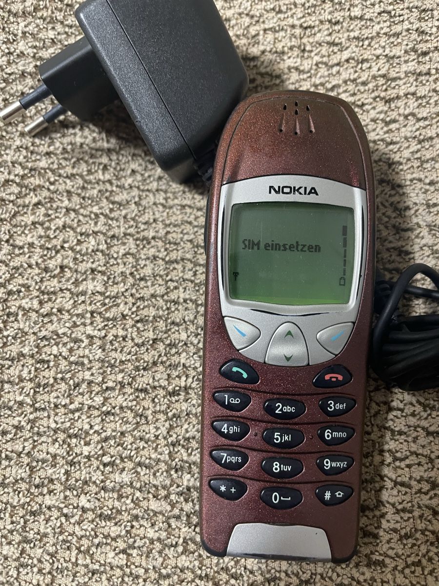 Nokia Telefoni cellulari / Smartphones: Nokia 6210 inkl.Lgerät Auto Handy – Usato da Regensdorf venduto da mex5145 1