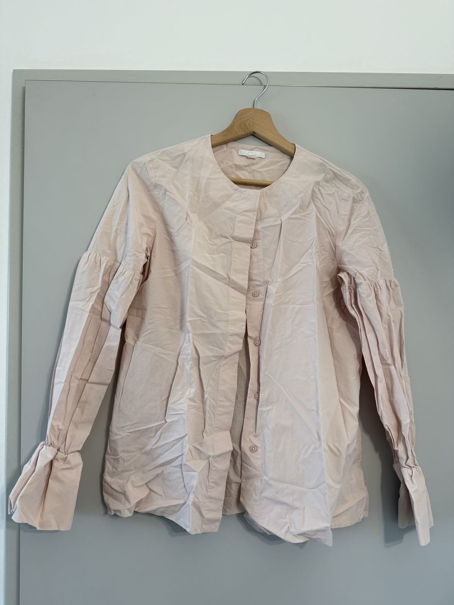 Cos Camicette: Blouse rose manche bouffante Cos – Nuovo (secondo la descrizione) da Le Grand-Saconnex venduto da ama_pc9p