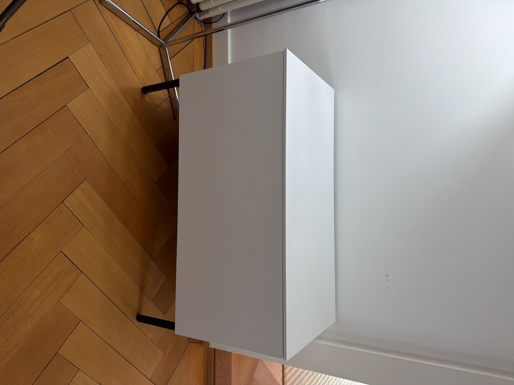 Étagères: Sideboard tief Weiss mit 2 Fächern gebraucht – D'occasion à Zürich par Paters 1