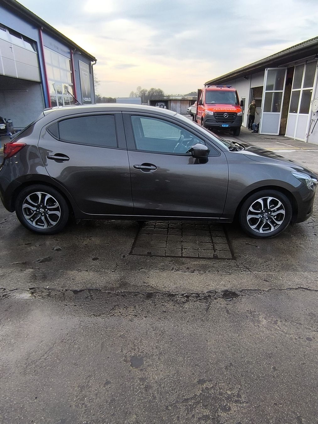 Mazda Automobili: MAZDA 2 1.5 Skyactiv-G – Usato da Weinfelden venduto da nel_qm2g