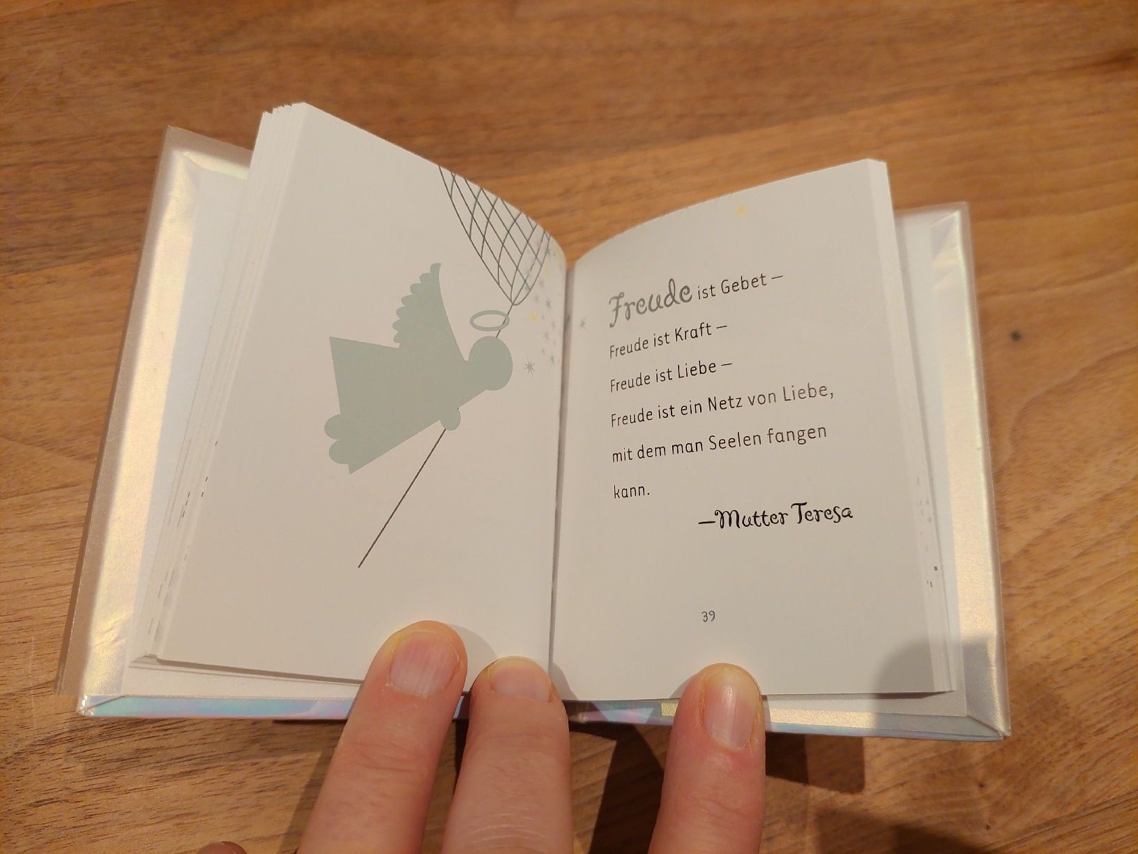 Bücher: 1 Mini-Weihnachtsbuch und 1 Mini-Engelbuch – Gebraucht aus Brunnen von Livianda 7