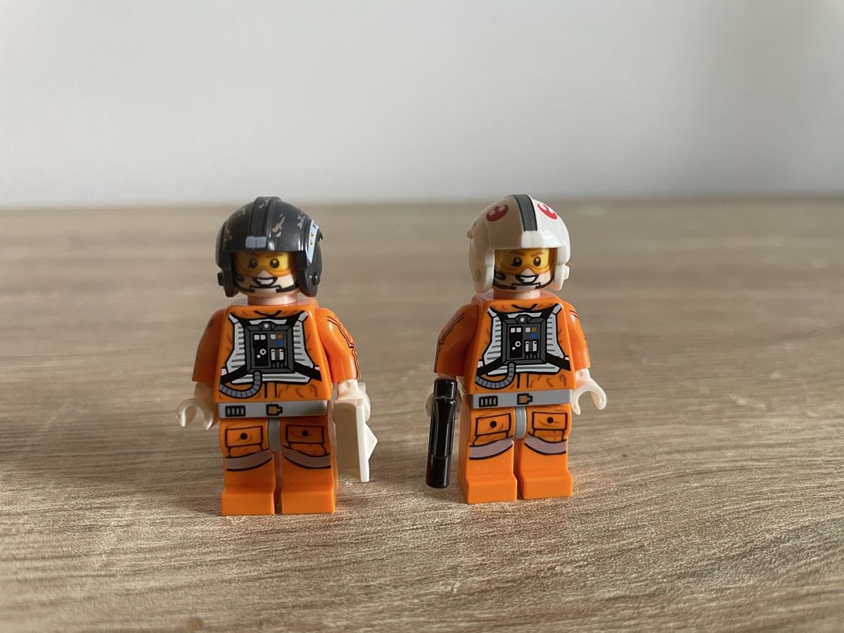 Lego Kit di costruzioni: Lego Star Wars 75144 UCS Snowspeeder – Usato da Solothurn venduto da f.delarey 5