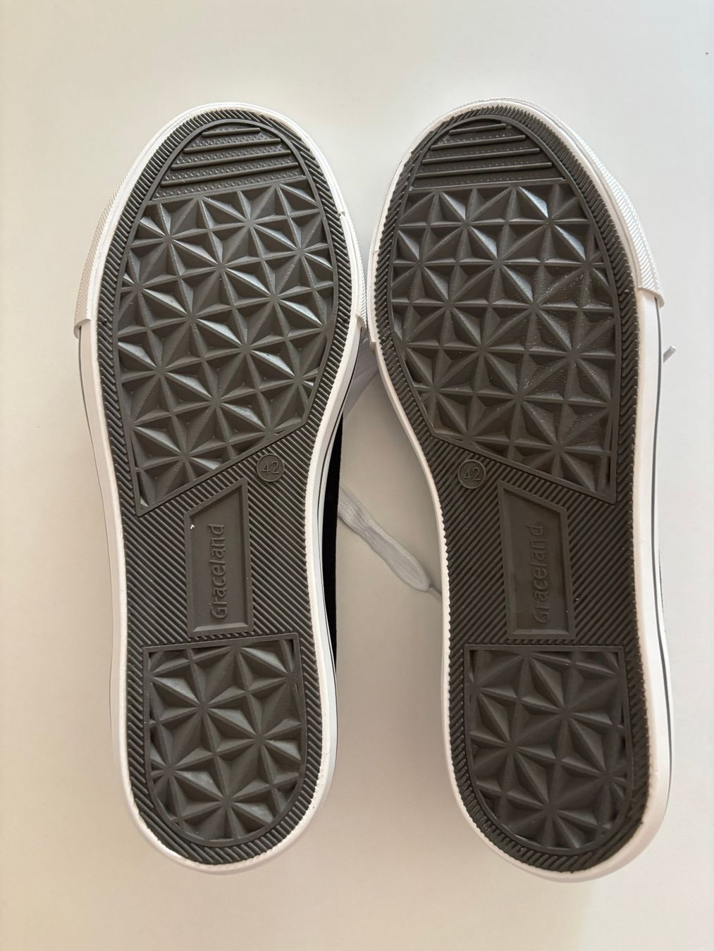 Graceland Scarpe da donna: Canvas-Sneaker, Gr 42 – Usato da Luzern venduto da Jurschka 3