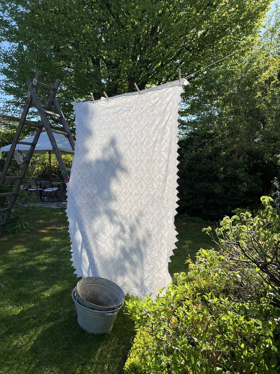 Biancheria da letto: Bettüberwurf 200x150 Häckeldecke – Usato da Sirnach venduto da dasrosahaus 4