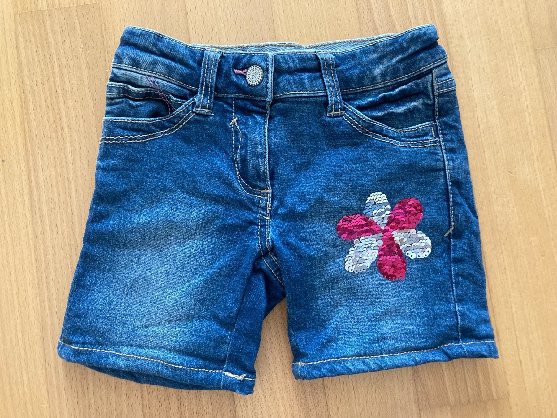 Pantalons: Jeans Shorts "s.Oliver" – Neuf (Voir description) à Muttenz par Juvenile33