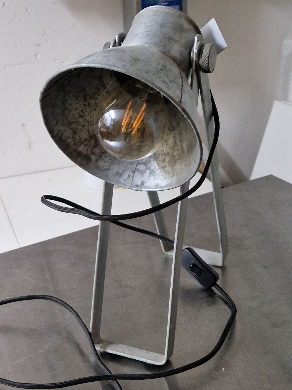 Lampen: Lampe und Uhr – Gebraucht aus Wikon von digital4you 2