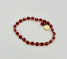 Rotes Perlenarmband