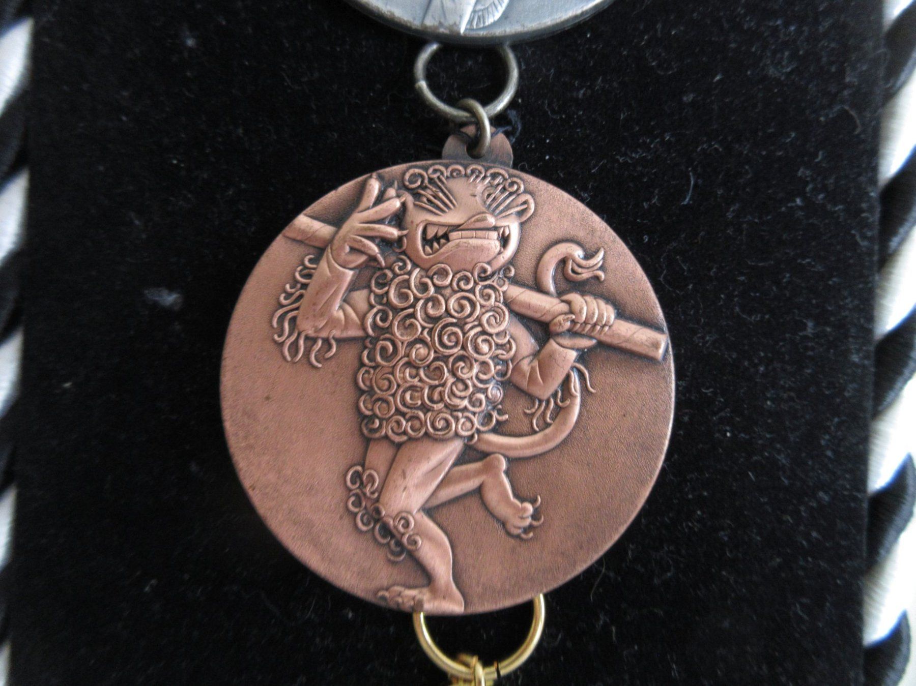 Placchette & Badge: Basler Plaketten 1940-45/46/48/49 – Usato da Binningen venduto da tempipassati 6