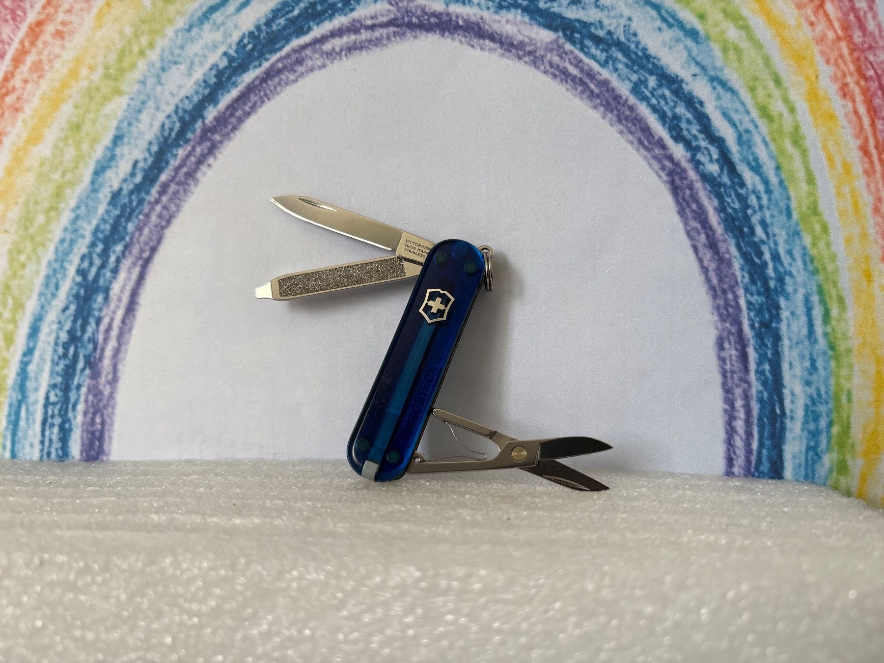 Victorinox Coltelli tascabile: VICTORINOX - Classic blue trans - Sackmesser – Usato da Andwil SG venduto da Rainboli 2