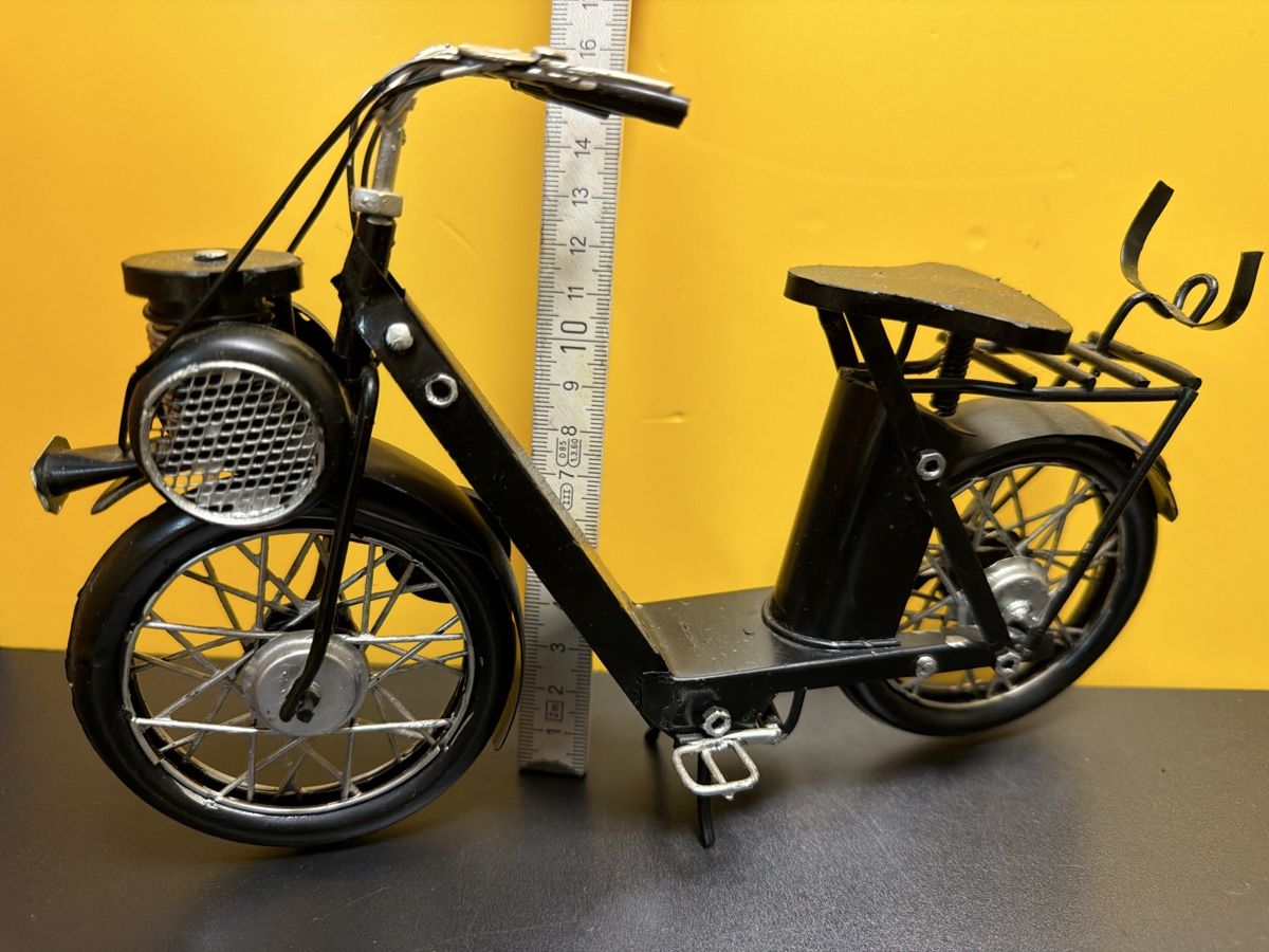 Figuren: 2 MODEL-SOLEX – Gebraucht aus Matzingen von exklusives 6