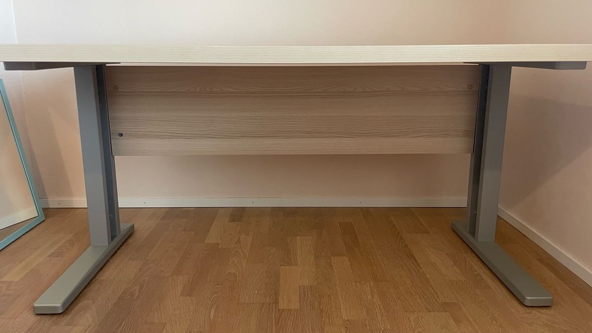Scrivanie: Schreibtisch – Usato da Roggwil TG venduto da ali_l92j 1