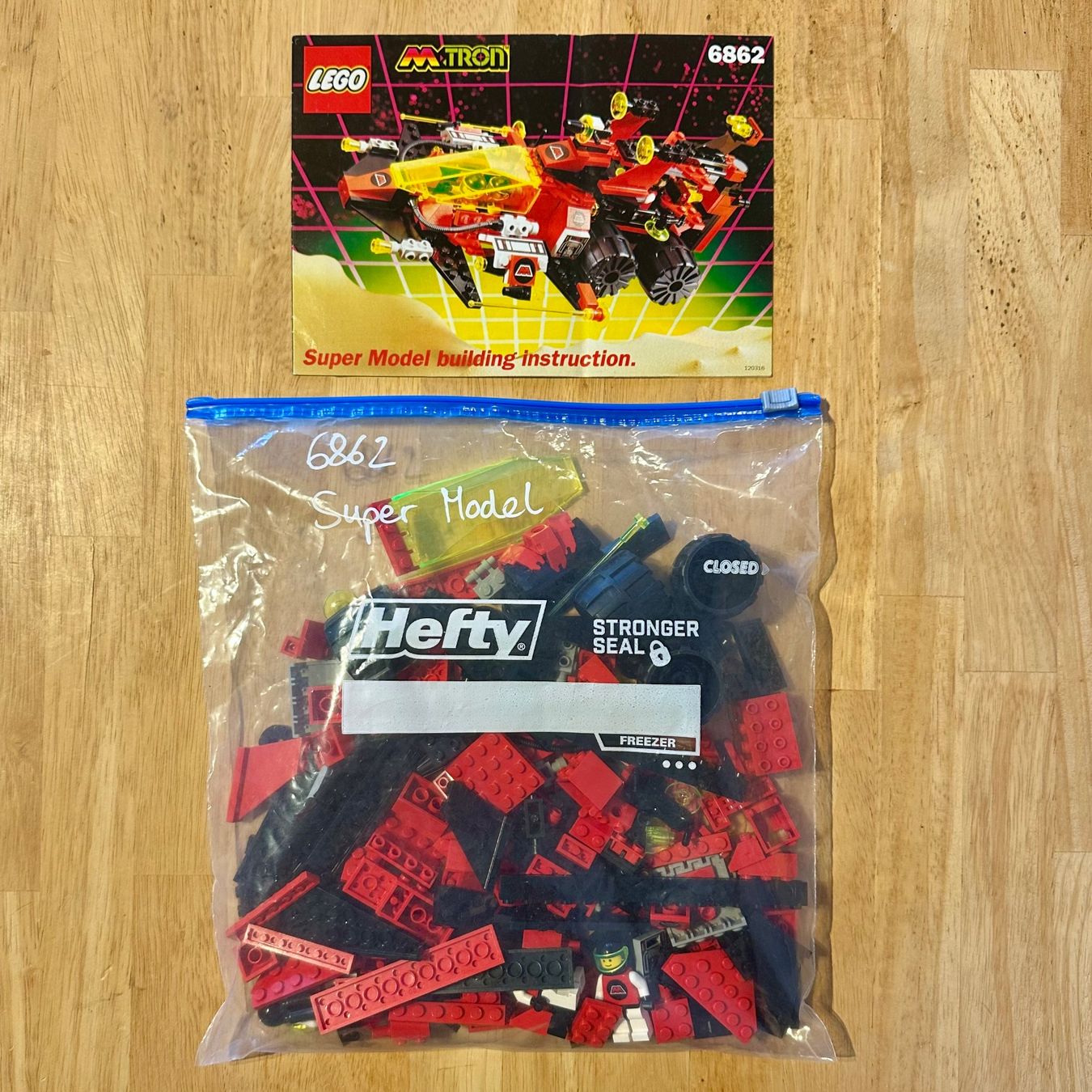 Lego Kit di costruzioni: Lego Space M-Tron 6862 Super Model complet avec instructions – Usato da Arnex-sur-Orbe venduto da Kikoudoox2 4