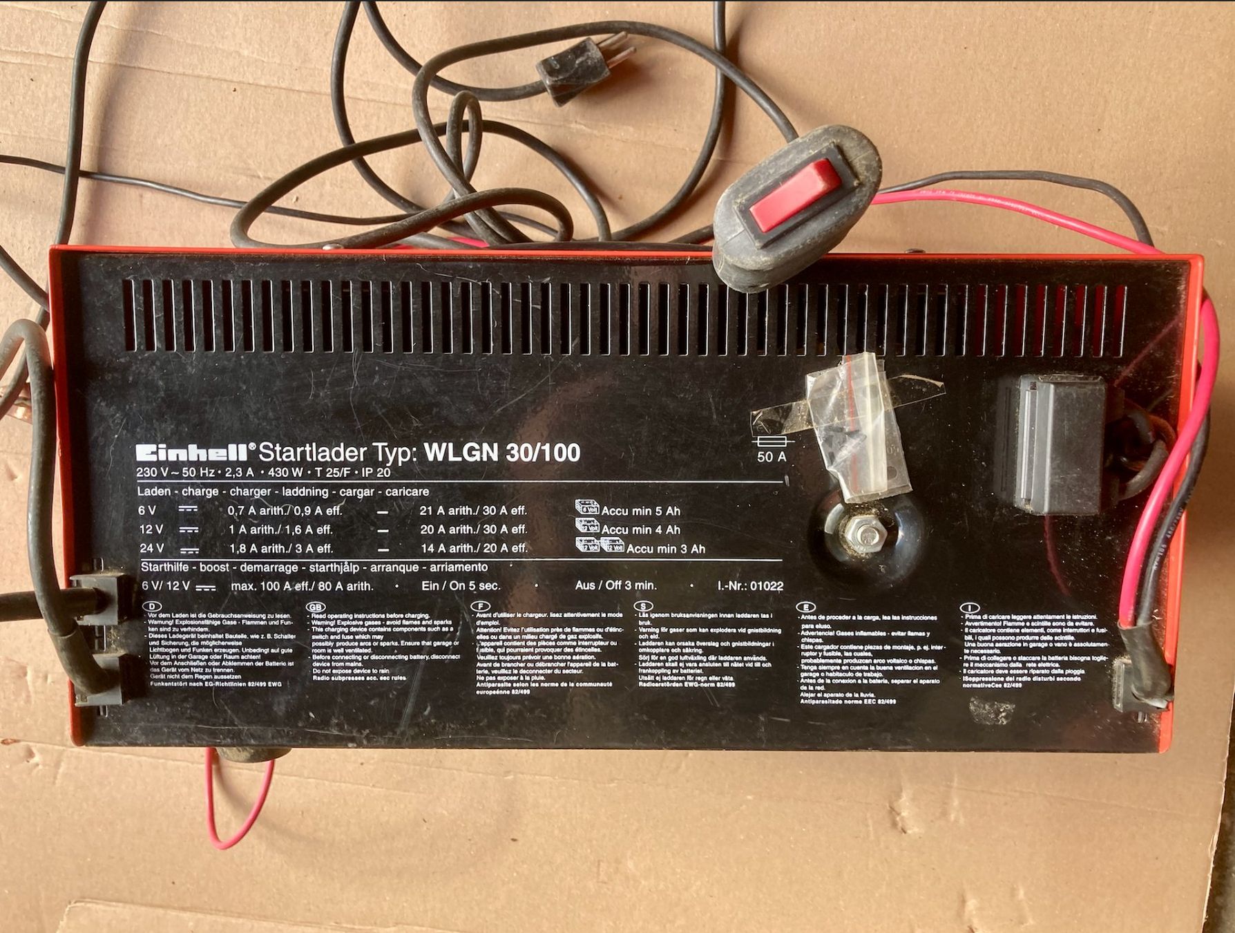 Einhell Chargeurs de batterie: Einhell Batterieladegerät 12/24 V mit Startbooster – D'occasion à Affoltern BE par Jackylondon 2