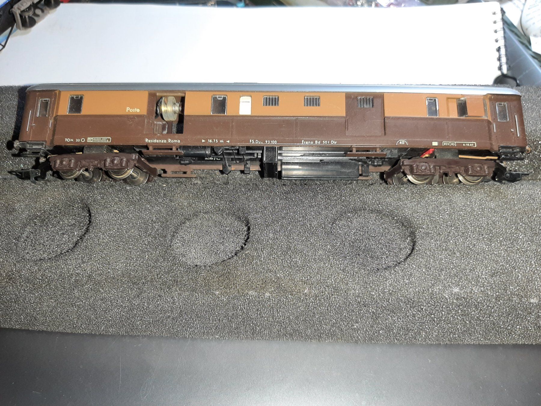 Fleischmann Modellini di ferrovie: FLEISCHMANN FOURGON POSTE – Usato da Avully venduto da RIVALIS