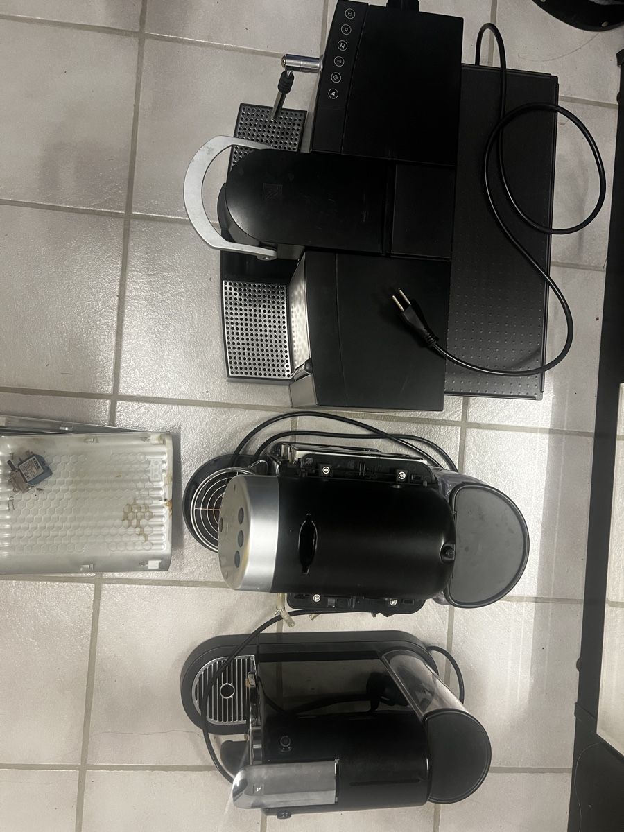 Nespresso Macchine per caffè & Macchine per espresso: Nesspresso Kaffeemaschinen – Difettoso da Brislach venduto da Kimi0730