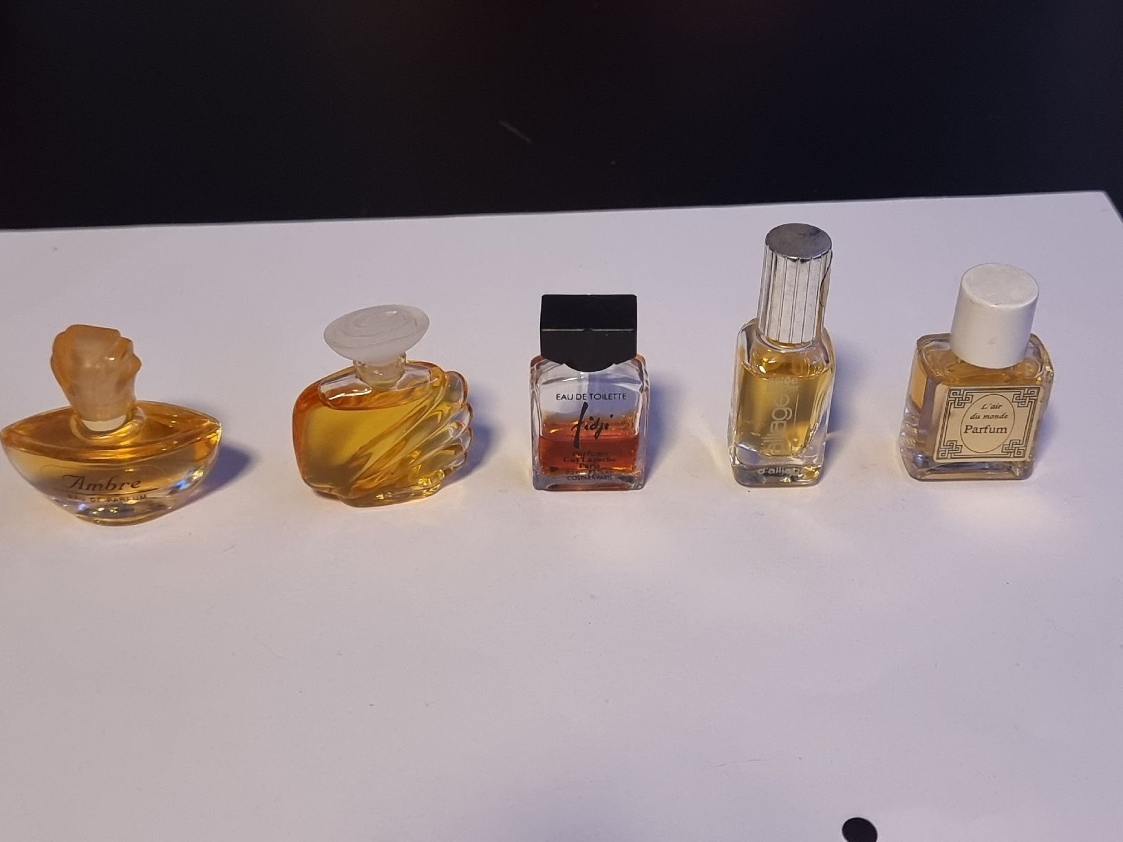 Profumi & Eau de Toilette: 25x Diverse Miniatur Parfums – Usato da Emmen venduto da JokeySchlumpf 3