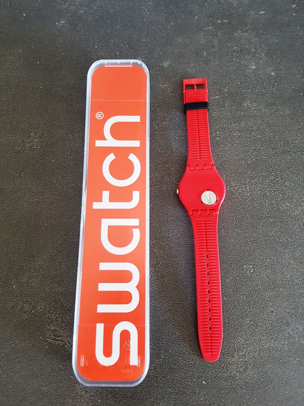 Swatch Orologi: Montre Swatch XX-Rated Red – Nuovo e nell'imballaggio originale da Romanel-sur-Lausanne venduto da Rangiroa1998 1