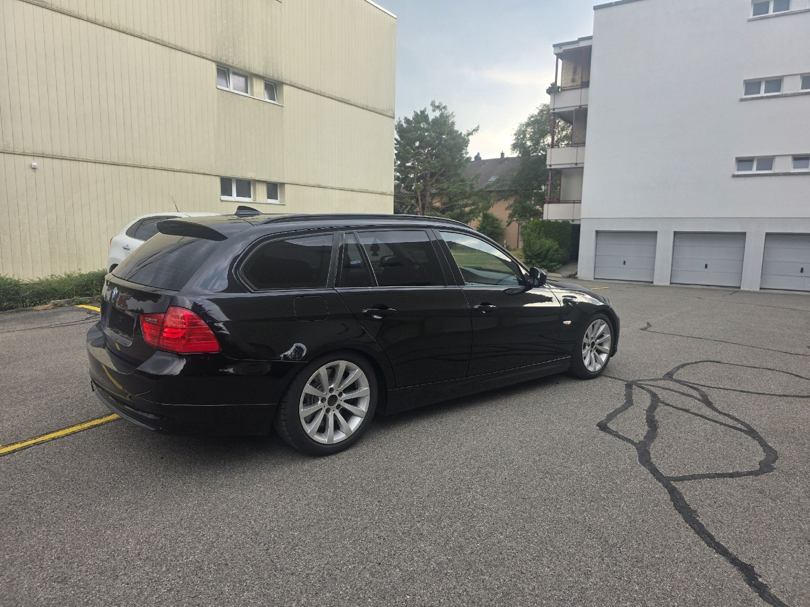 BMW Automobili: BMW 325i Xdrive E91 – Usato da Bettlach venduto da Leemetuning 1