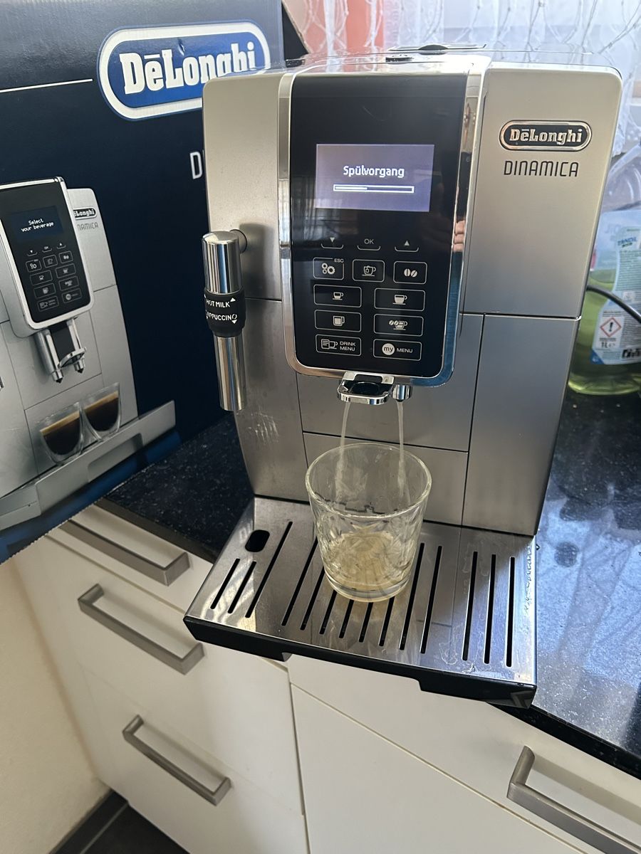 De'Longhi Machines à café & Machines à expresso: Delonghi Dinamica – D'occasion à Egerkingen par G1970B 6