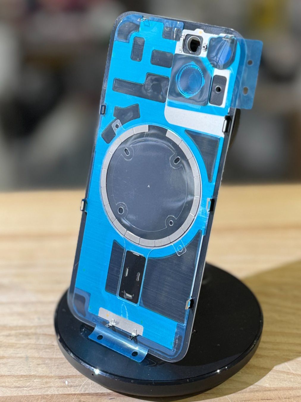 Cover & Protezioni schermo: Vitre Cache Arrière iPhone 14 (14 plus) Blanc avec magsafe – Nuovo e nell'imballaggio originale da Morges venduto da DA-repa 1