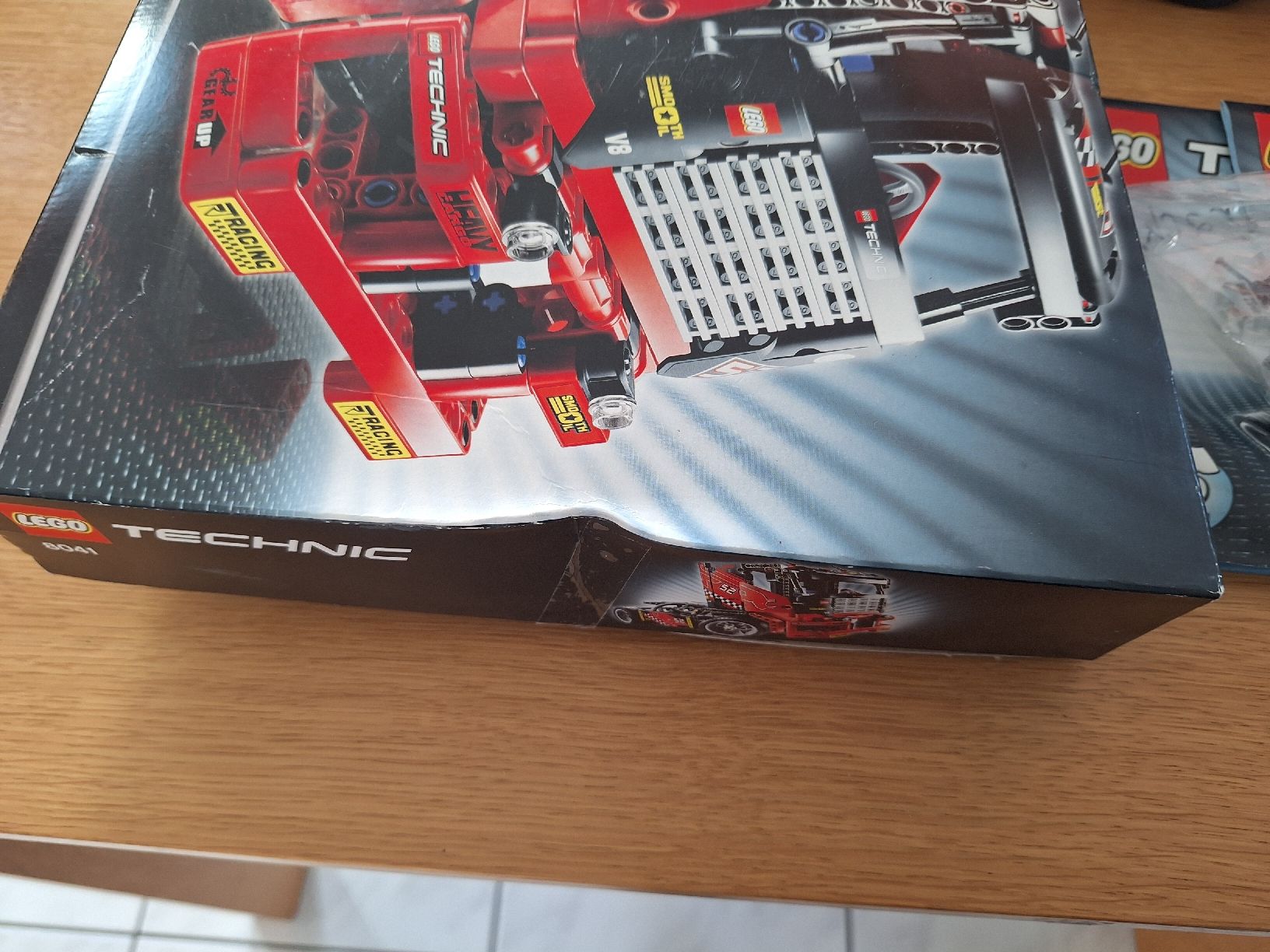Lego Kit di costruzioni: LEGO Technic 8041 Renntransporter Top Zustand – Usato da Sempach Station venduto da Feuersalamander69 6