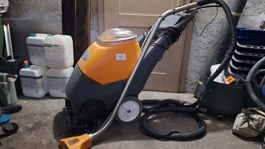 Sprühextrahiergerät Taski Aquamat 30