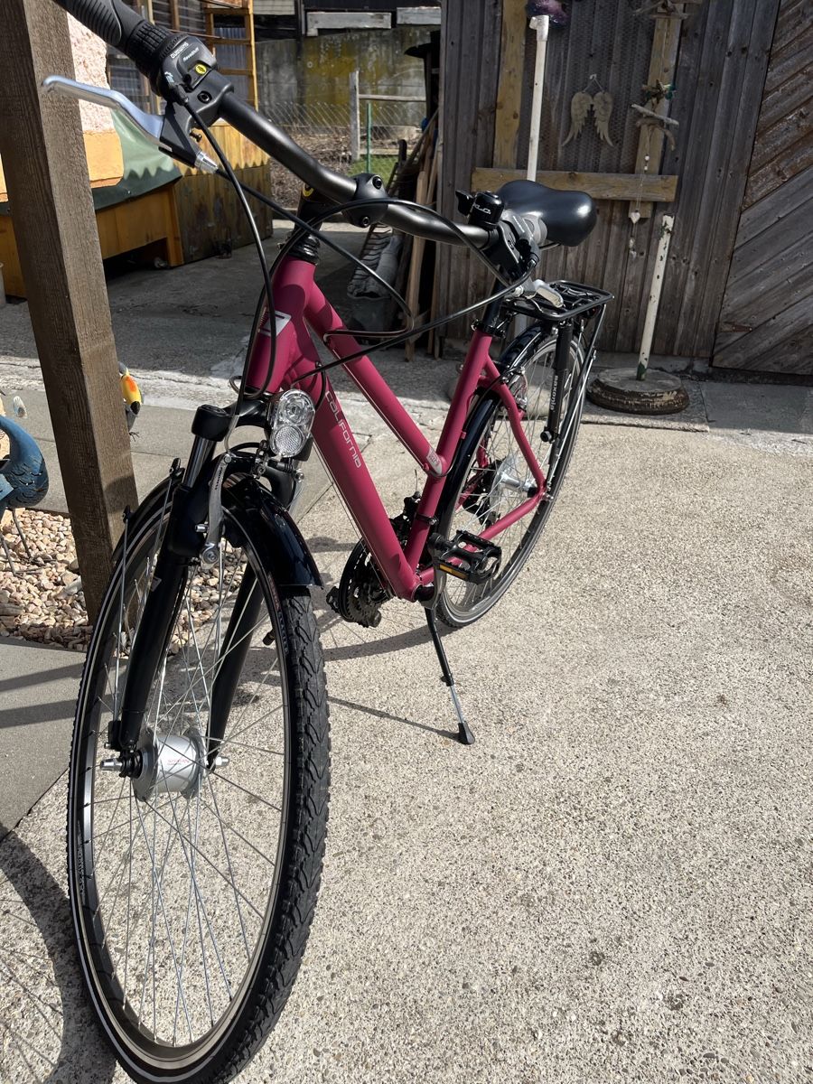Biciclette: Vélo de trekking violet California – Usato da Delémont venduto da TheThomaas