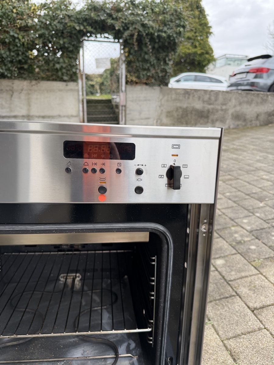 V-Zug Forni: ZUG Backofen - Top Zustand – Usato da möhlin venduto da platzsimo 3