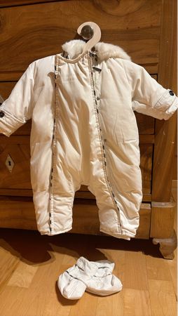 Burberry Baby Schneeanzug weiss Grösse 3 Monate