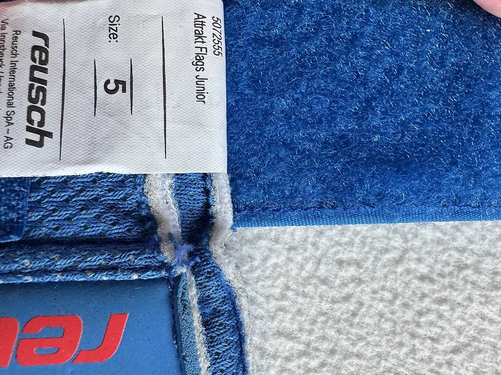 Guanti: Kinder-Goaliehandschuhe Grösse 5 – Usato da Wollerau venduto da Jusgurke 2