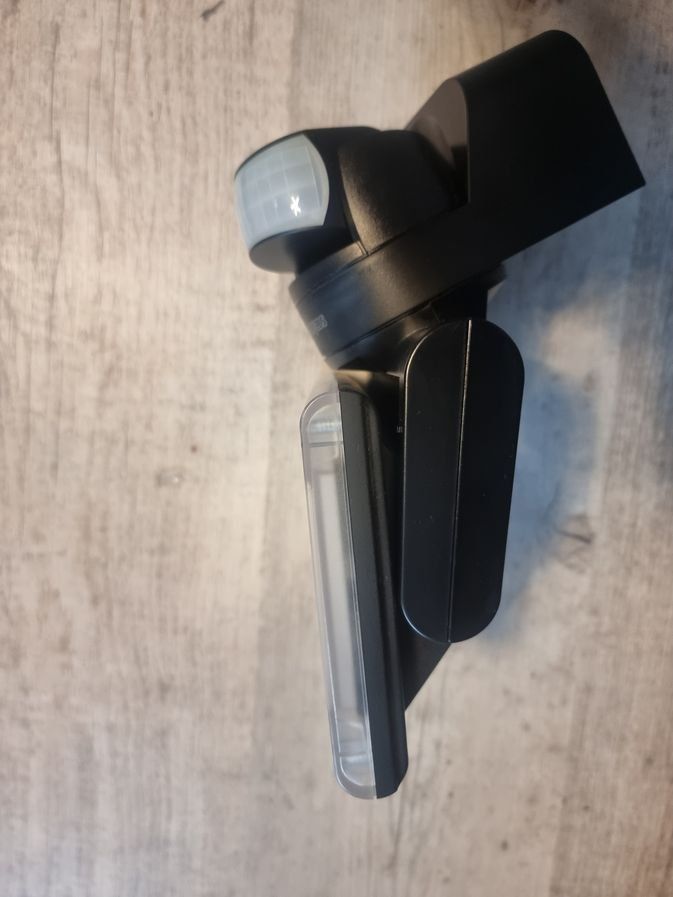 Steinel Lampade: Steinel LED Aussenscheinwerfer mit Bewegungsmelder – Usato da Niederuzwil venduto da Jamy3 2