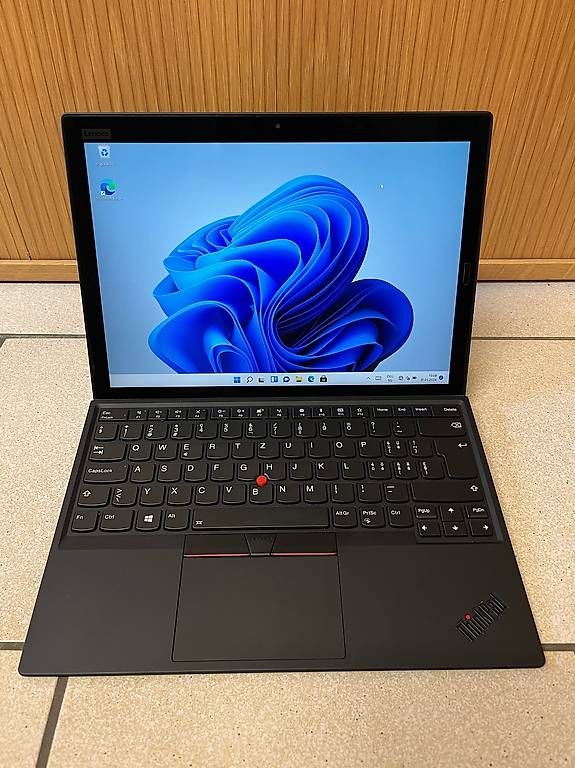 Lenovo Notebook: Lenovo ThinkPad X1 Tablet Gen3 - 256GB – Usato da Schönholzerswilen venduto da -Osiris-