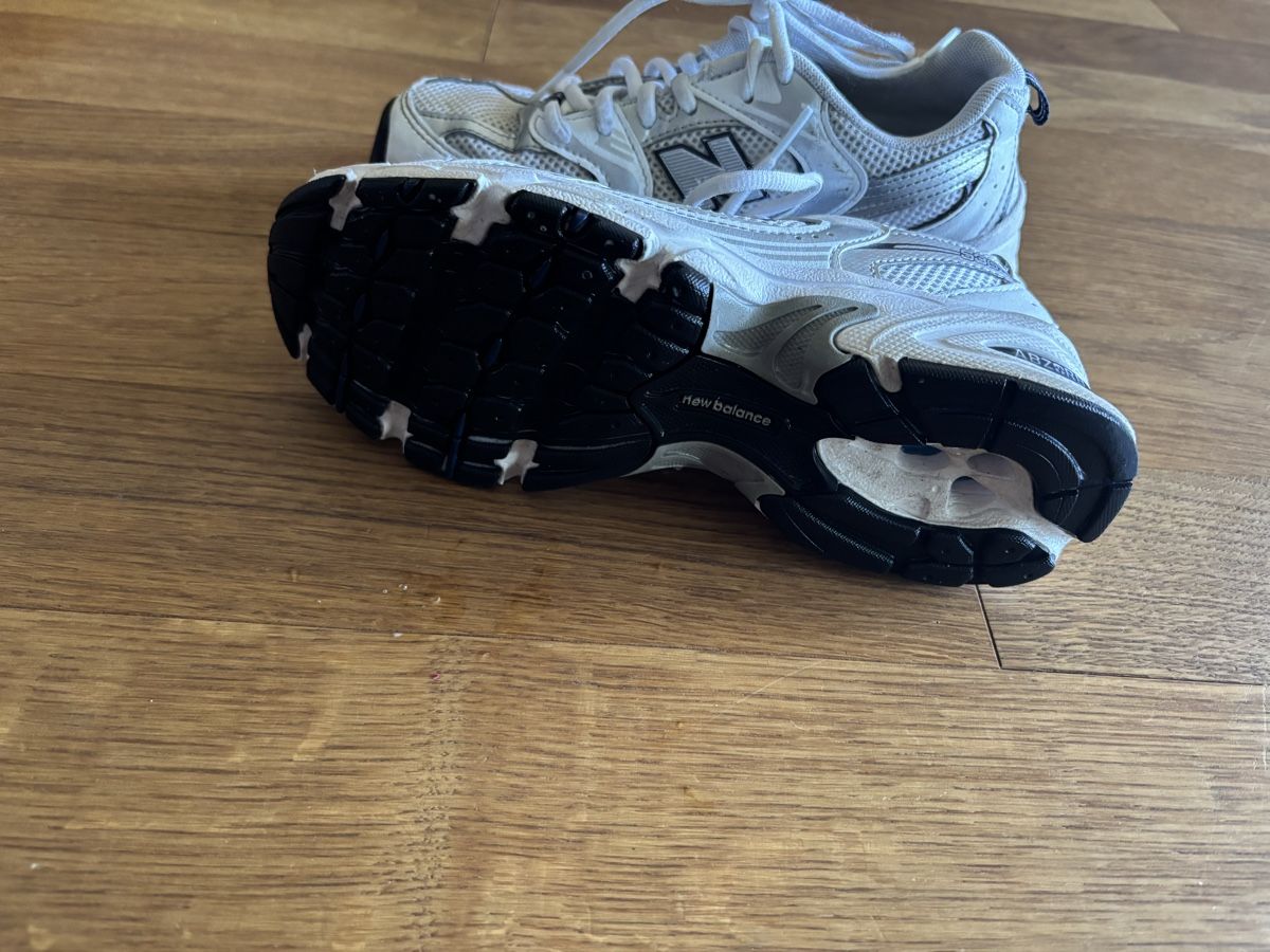 New Balance Scarpe per ragazze: New Balance Schuhe 36 – Usato da Buchrain venduto da Ham2383 2