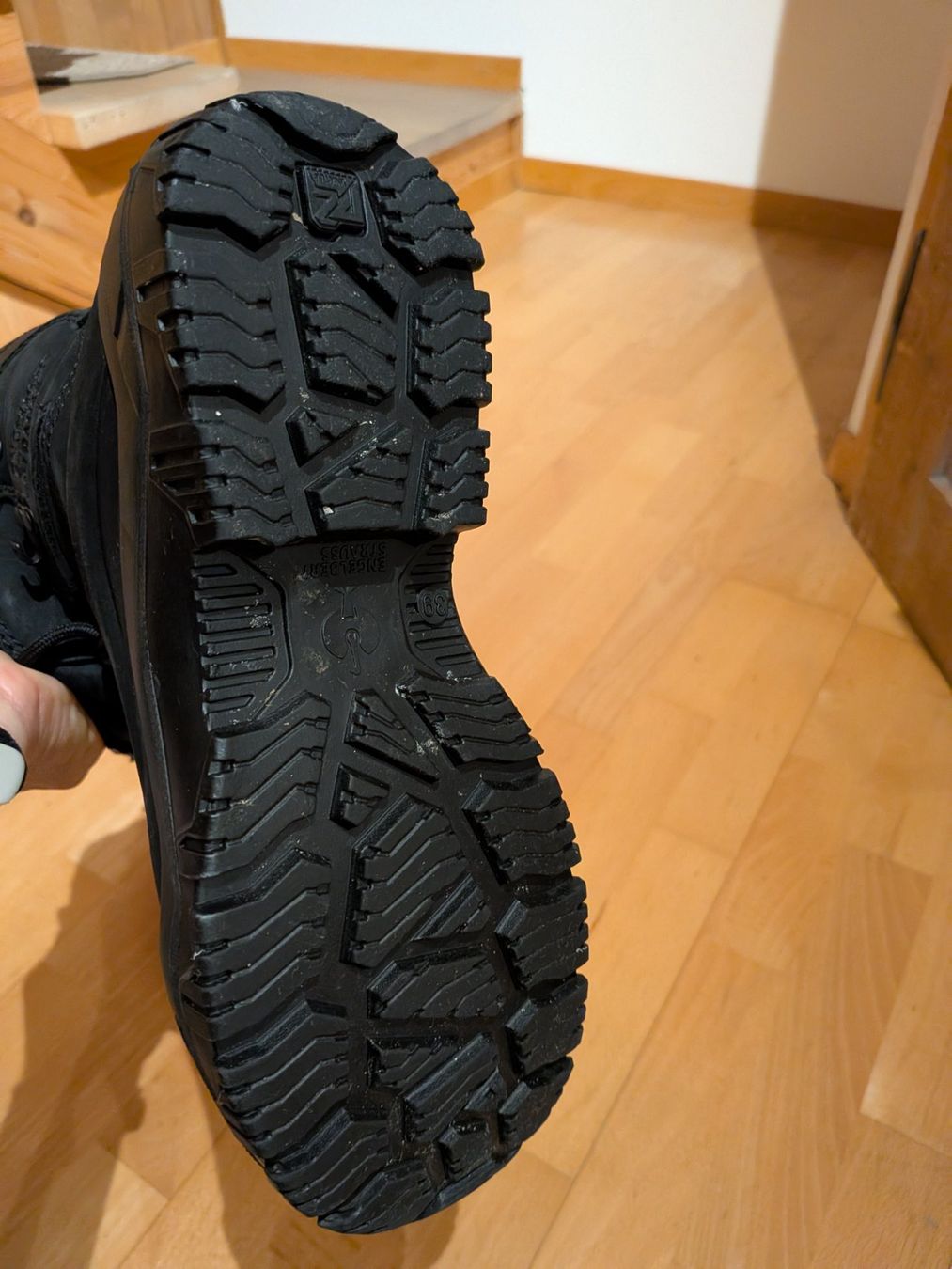 Engelbert Strauss Scarpe da donna: Engelbert Strauss Sicherheitsstiefel Gr. 39 – Usato da Eschenbach LU venduto da katjaju 1