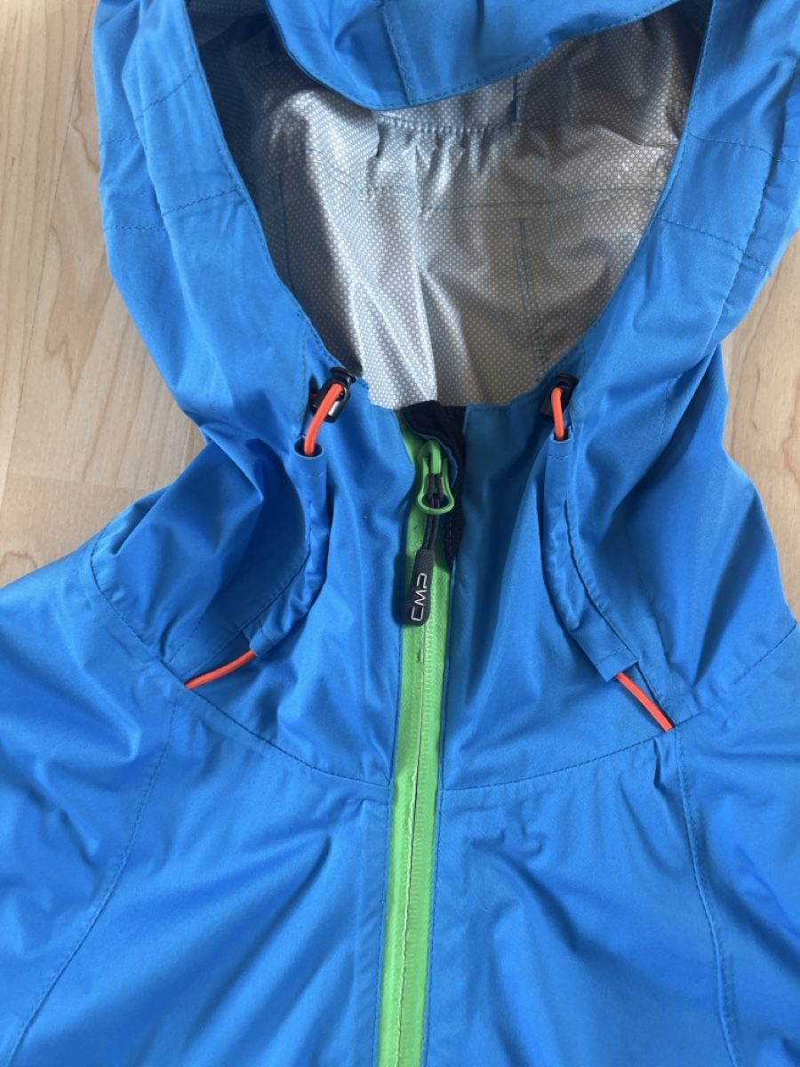 CMP Giacche: Regenjacke cmp blau grün gebraucht – Usato da Uetikon am See venduto da Izrag98 1