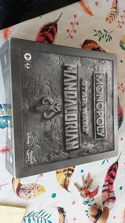 Jeux: Monopoly Star Wars Mandolorian neuf  – D'occasion à Morges par jul_jsx5